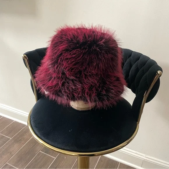 Elegant Faux Fur Bucket Hat - Black and Red - Picture 2 of 2